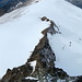 Blick vom Gipfel des Tschingelhorns den SW-Grat hinab zum Petersgrat
