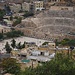 Tag 2 (21.10.) - عمان (‘Ammān): <br /><br />Blick beim Aufstieg zum Zitadellenhügel auf das grosse Amphitheater (المدرج الروماني / Al Matraj ar Rūmānī) welches ich später noch besuchte.