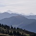 Ganz hinten die Berner Alpen