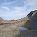 Retour au petit lac et projet de passer par les pierriers pour rejoindre le Col de la Plaine Morte.