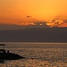 Tag 4 (23.10.) - العقبة (Al ‘Aqabah):<br /><br />Wunderschöne Abendstimmung am Meer mit Blick auf die ägyptische Seite des خليج العقبة (Khalīj al ‘Aqabah).