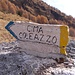 Indicazione per la vetta sul masso Stol 1