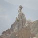 Interessant aussehender Felsturm im Zoom