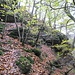 Hier entdecke ich auf der Westseite eine andere interessante Aufstiegsmöglichkeit, der ich sogleich folgte.
