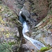 La cascata sottostante il ponte