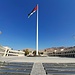 Tag 7 (26.10.) - العقبة (Al ‘Aqabah):<br /><br />Flagge mit der Fahne der 1916 bis 1918 dauernde Arabischen Revolte gegen die osmanische Besatzung. Der Flaggenmast ist mit 130m der siebthöchste der Welt.