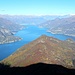 Blick auf die beiden Arme des Lago di Como