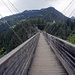 ... gehts über die höchste Fusgänger Hängebrücke Europas (Gemäss Prospekt)
