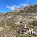 Auf der Trögeralm geht's sehr gemütlich weiter. Im Hintergrund zeigt sich nun der Spielmann.