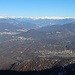 Blick über das Hügelland zwischen Lago Maggiore und Lago di Lugano.