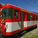 Erfreulicherweise verkehren bei der Matterhorn-Gotthard-Bahn (MGB) nebst modernen Kompositionen auch weiterhin klassische lokbespannte Züge mit Steuerwagen.
