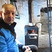 Marco presidia il riscaldamento della trippa.