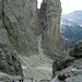 Im schuttigen Abstieg durchs Val Setus
