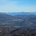 Zoom über den Lago d'Orta zur Grigna Settentrionale.
