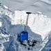 Schneeprofil, Stabilitätsklasse "Mittel". Auf ca. 2500m Höhe liegt im Gebiet Pischa derzeit ca. 70 cm Schnee