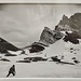 <b>Passo Campolungo innevato (1903-1908).<br />Ernesto e Max Büchi, fotografi<br />Winterthur, 1865 - Locarno, 1936<br />Winterthur, 1873 - Bignasco, 1941.</b><br />