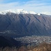 Über Gravellona Toce schaut man zum Monte Massone.