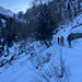 Lungo la stradina che si addentra in Val Caronella