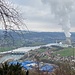 Rheinkraftwerk Albbruck-Dogern und AKW Leibstadt. Das blaue Industriegelände im Vordergrund ist die Kuratle & Jaecker AG.<br /><br />