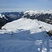 Blick vom Schwarzkopf über das Skigebiet in den Montafon und zum Maderanerkamm