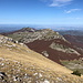 Serra Dolcedorme - Ausblick am Gipfel, u. a. zur nördlich gelegenen Serra delle Ciavole.