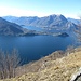Un po’ più a destra vista sul promontorio dei Bellagio, che divide i due rami del Lago di Como.