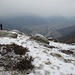 Vista dal terrazzo prativo dell’Alpe Prov (m 1060) su Domodossola. Intanto il tempo si incupisce sempre più ed inizia a nevischiare.