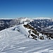 ...mit einem schönen Blick zurück auf den Anstiegsweg, im Hintergrund die Kammspitze, dann geht es zum...