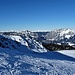 ...dann geht es über sanfte Hänge zum Skigebiet...
