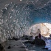 Lichtspiele im Gletscher