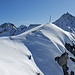 Blick vom Vorgipfel zum Hauptgipfel des Mettlihorn.