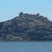 vom Schiff aus hat man eine hervorragende Sicht auf den "Roccia dell'Orso" den Bärenfelsen...
