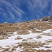 Hier wäre sogar der direkte Aufstieg zum Grat auf 2600 m praktisch ohne Schnee möglich.
