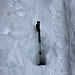 Gefahr auf den Schneebrücken einzubrechen