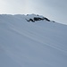 Im 35-38° steilen Aufstiegshang des Westgipfels