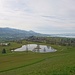Der Wanderweg führt am Golfpark Zürichsee vorbei.