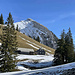 Birchboden mit dem Tomlishorn und seinem schönen SW Grat im Hintergrund. 