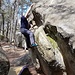 Der Photograf in einem schwierigen Boulder.