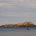 unser heutiges Tagesziel der Palaiokastro am Ende unserer Bucht - Blick von unserem Campinplatz...