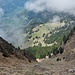 Blick zur Kuhalm. Durch einen Schlenker über die Kuhalm, kann man den Abstieg in Teilen weniger steil und knieschonender gestalten.