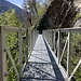 ... dann die Frontansicht der Brücke über den Mundbach