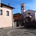 Masse: la piazzetta con la chiesa.