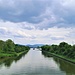 Ein kurzes Stück muss man an der Ilvesheimer Straße entlang, dann geht's über den Neckarkanal.