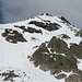 Zoomaufnahme zum Piz Sarsura Pitschen mit Abstiegsroute (von rechts oben nach links unten)
