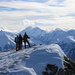 Auf dem Gipfel des Gantrisch 2175m - hinten in der Mitte strahlt noch das [http://www.hikr.org/tour/post190.html Balmhorn 3699m] & der [http://www.hikr.org/tour/post4512.html Altels 3629] hervor