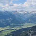 Tannheimer Tal mit den Allgäuer Alpen - auch der Hochvogel steht noch immer