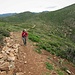 Arrivati alla sella del Monte Nai (centro foto), dove inizia la variante in discesa che poi seguiremo, abbiamo girato a sinistra per dirigerci verso il Sentiero Miniere nel Blu.