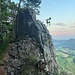 Der plötzliche Drop, ich denke der Felsen ist der Vermessungspunkt