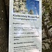 Neue Infortafel, die den Beginn des Klettersteiges anzeigt.