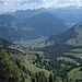 Blick vom Gipfel hinunter nach Wiesenberg